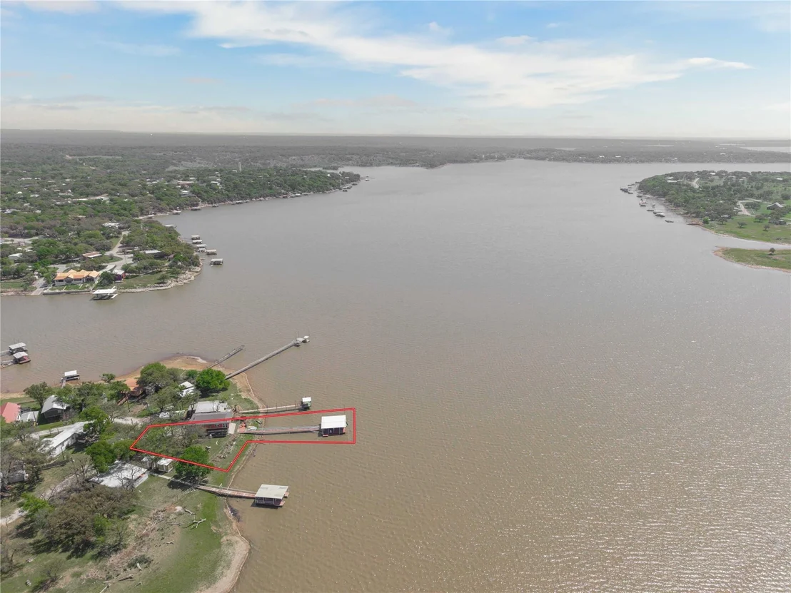 Photo of 3490 Bounding Main