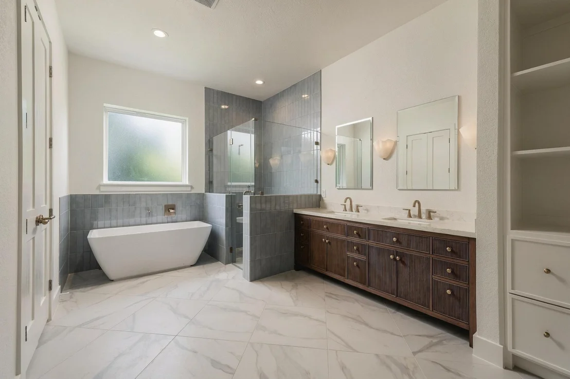 Photo of 2510 Creekbend Circle