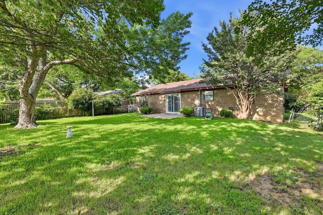 Photo of 6325 Stardust Drive