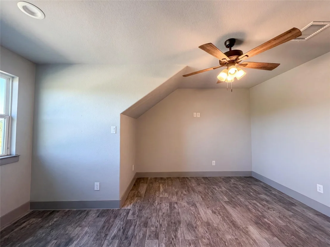 Photo of 725 Cheyenne Trail