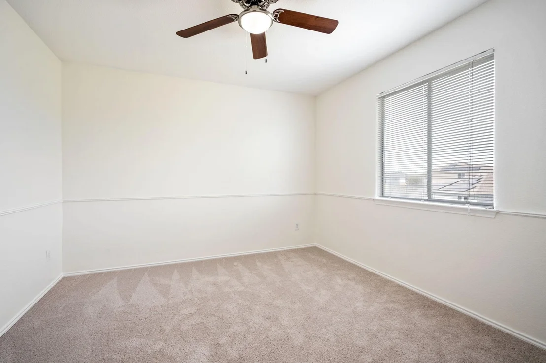 Photo of 1626 White Oak Road