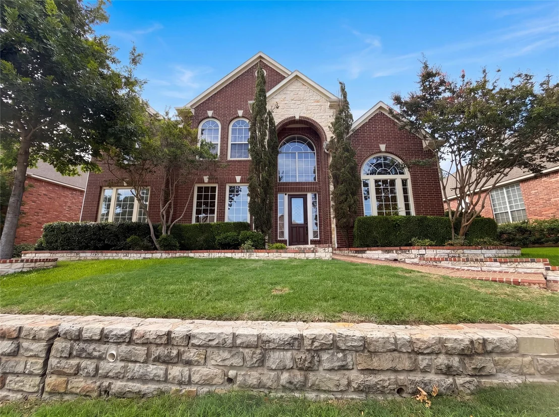 Photo of 1429 Greenbriar Drive