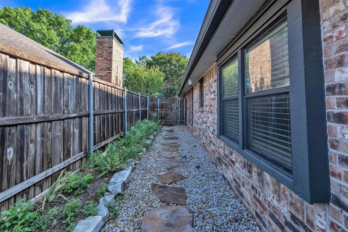 Photo of 3046 Westforest Drive