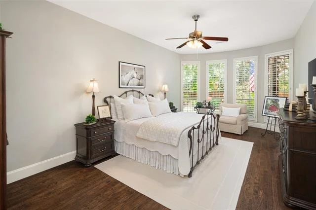 Photo of 901 Crestmoor Drive