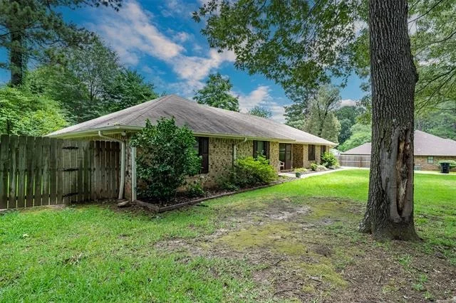 Photo of 354 Royal Circle