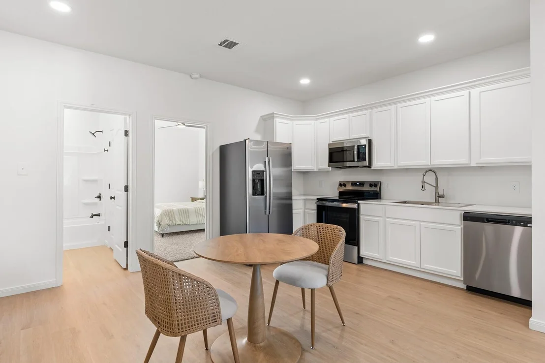 Photo of 84 Crescent