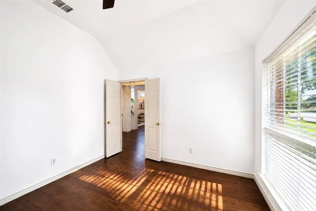 Photo of 306 Fairfax Drive