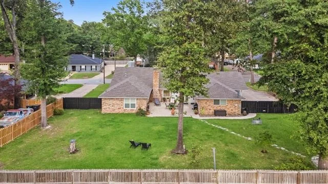 Photo of 8229 Columbia Drive