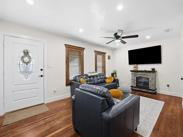 Photo of 1400 Bennett Drive