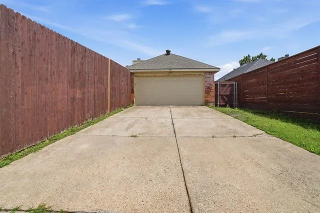 Photo of 915 Sea Shell Drive