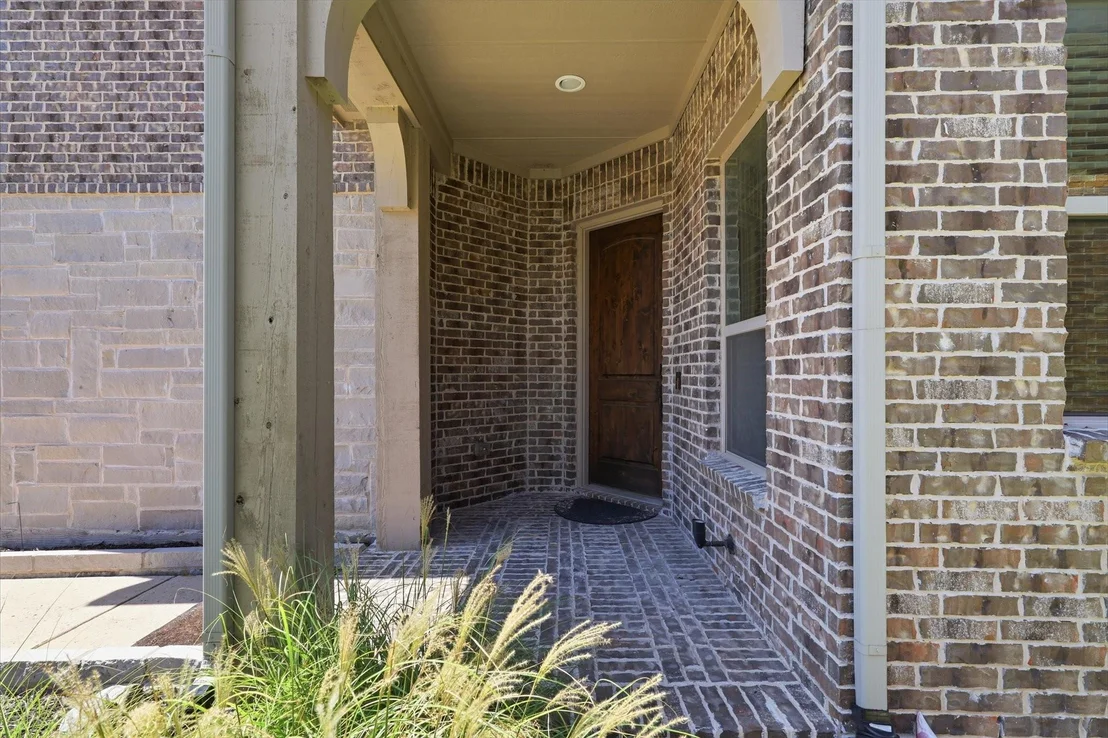 Photo of 2433 Mare Road
