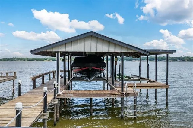 Photo of 138 Pin Oak Drive
