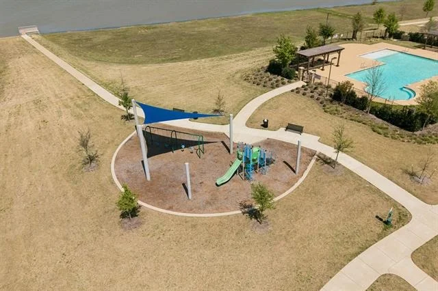 Photo of 4104 Waldron Trail