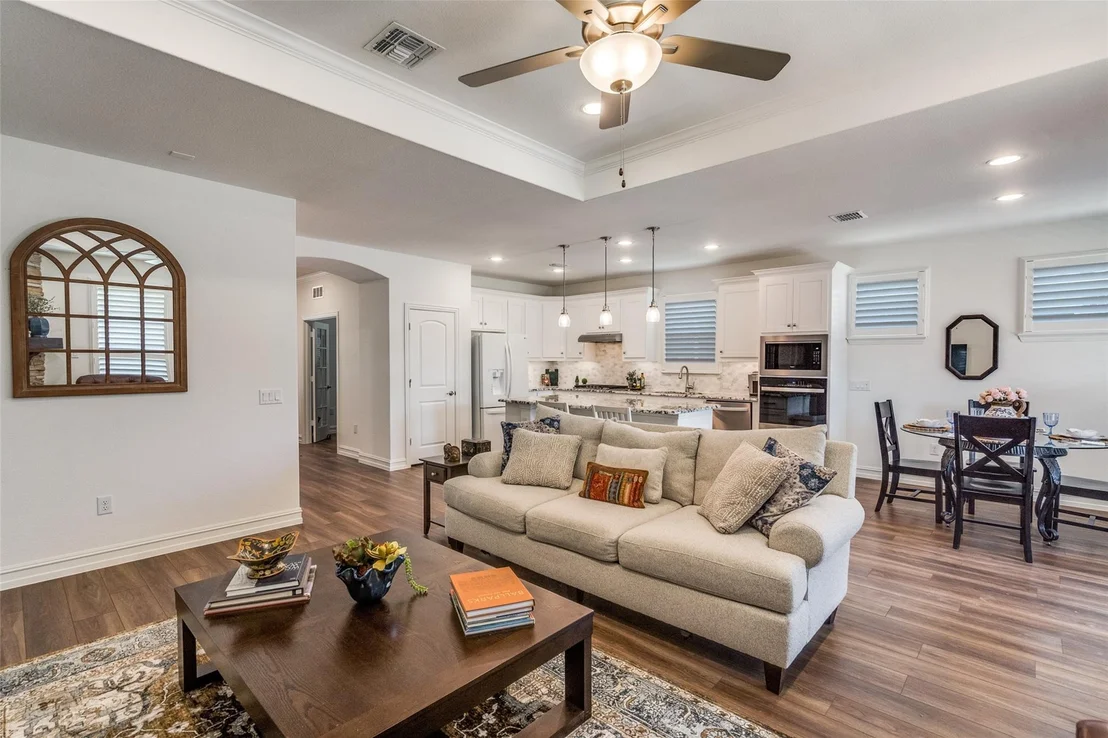 Photo of 424 Long Pines Drive