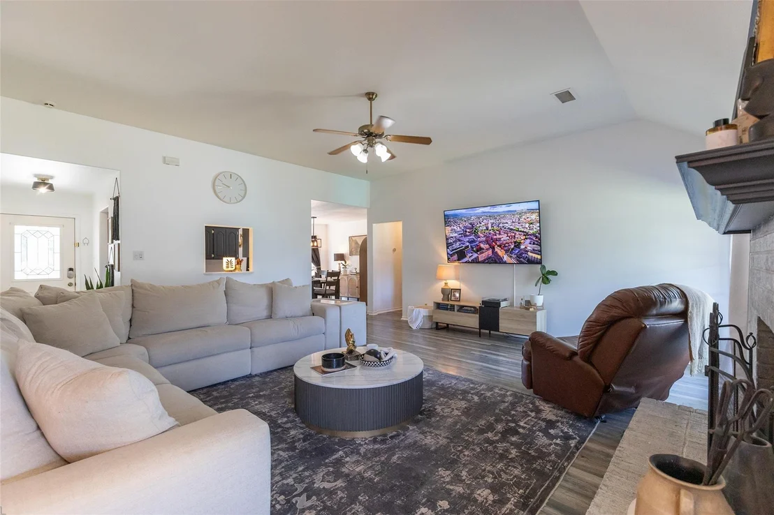 Photo of 4450 Cole Drive