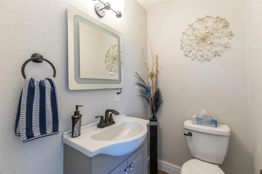 Photo of 9014 Mesa View Road