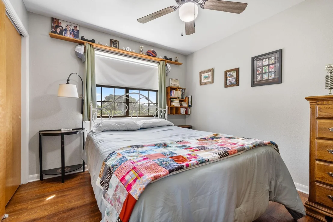 Photo of 2517 County Road 4240