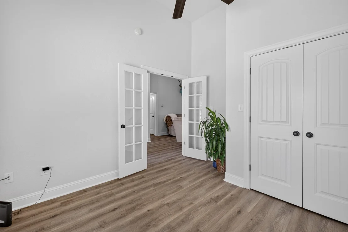 Photo of 3409 White Oaks Drive