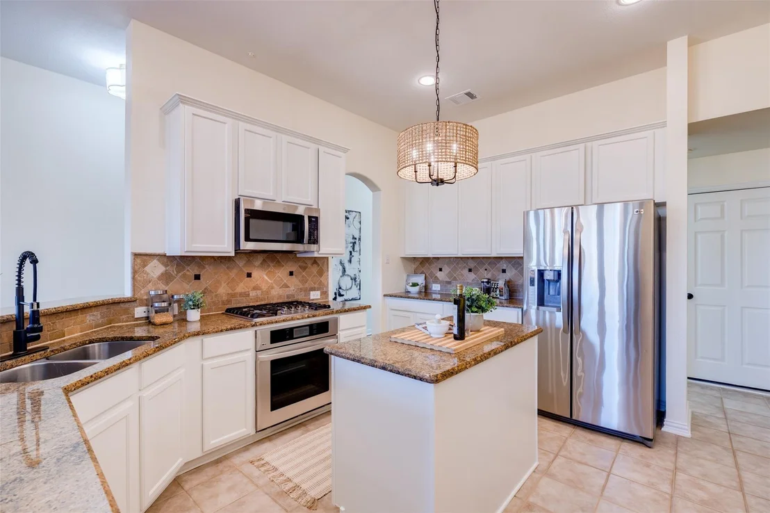 Photo of 881 Sibyl Lane
