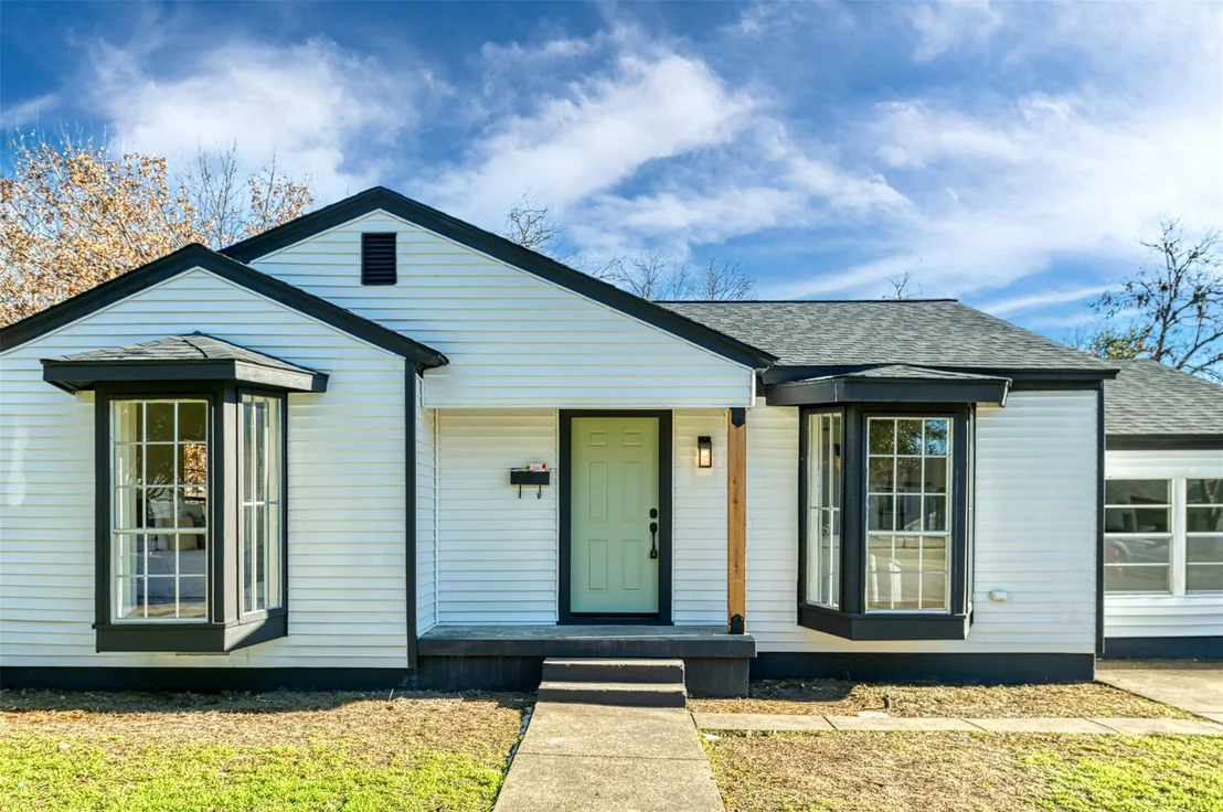 Photo of 2842 Carlson Drive