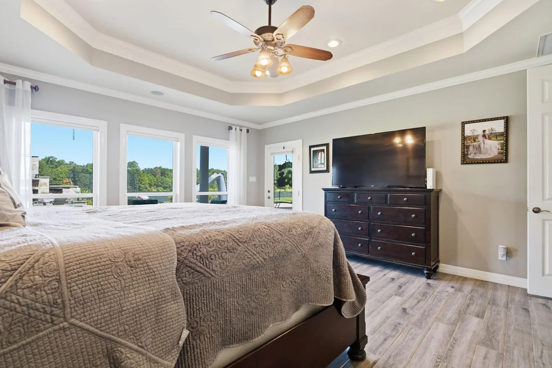 Photo of 10936 Deer Creek Drive