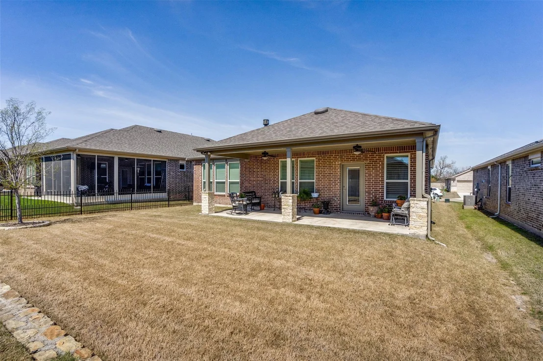 Photo of 424 Long Pines Drive