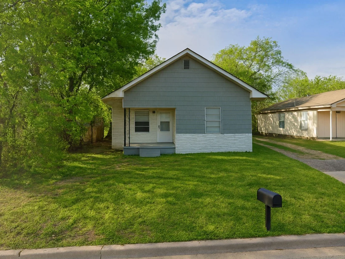 Photo of 1217 High Street