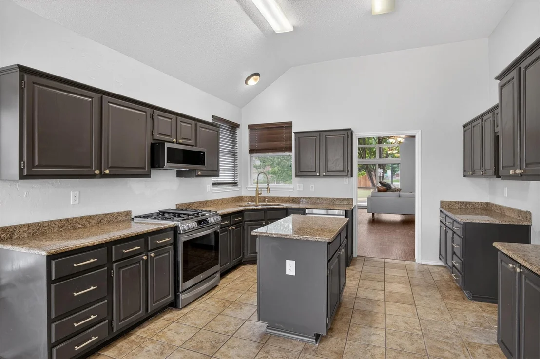 Photo of 2622 Covington Drive