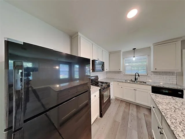 Photo of 2161 Lone Pecan Drive