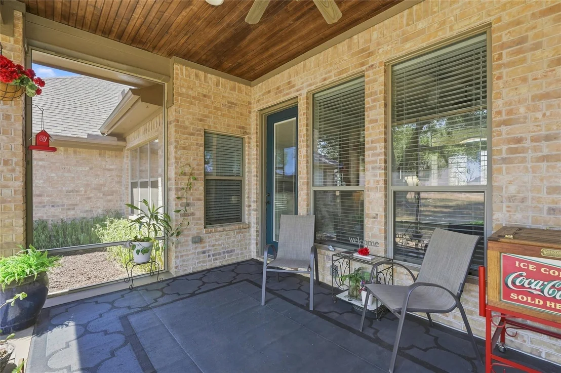 Photo of 6909 Westover Drive