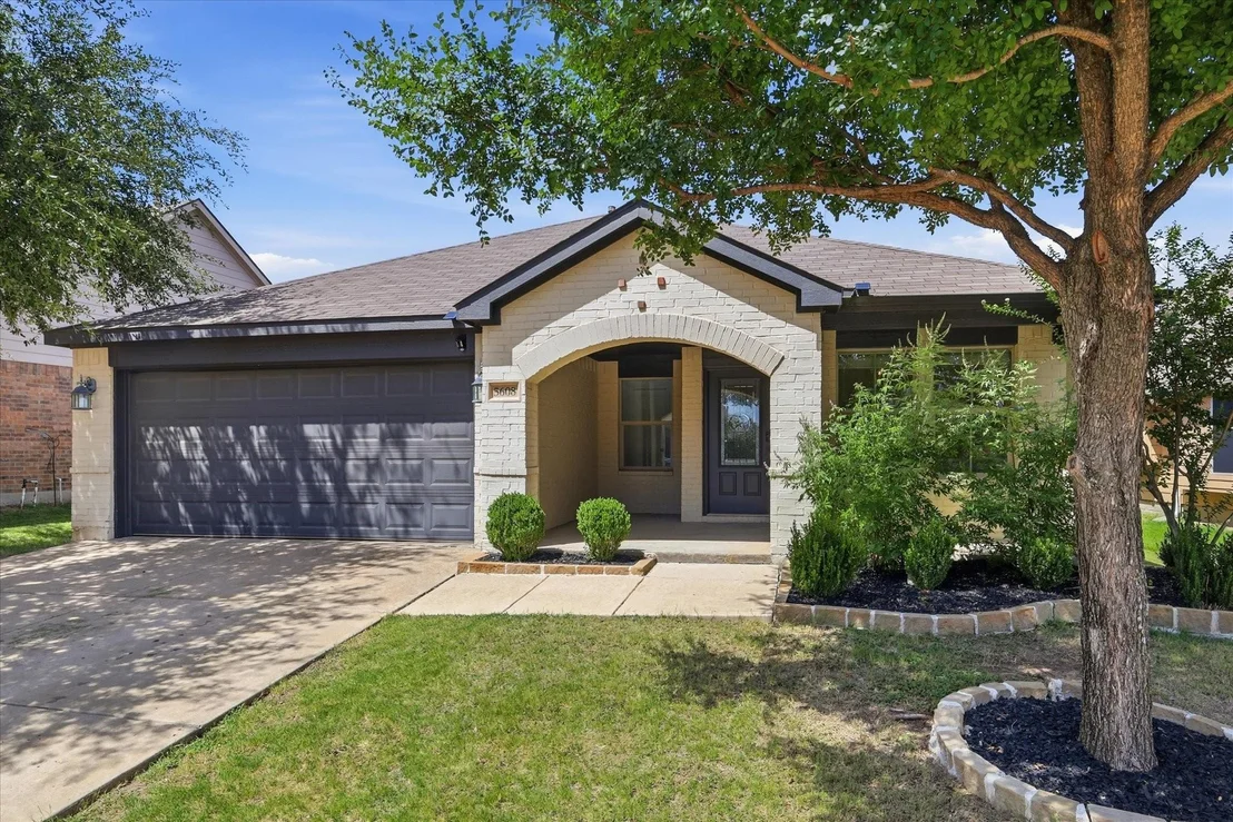 Photo of 5608 Millers Creek Drive