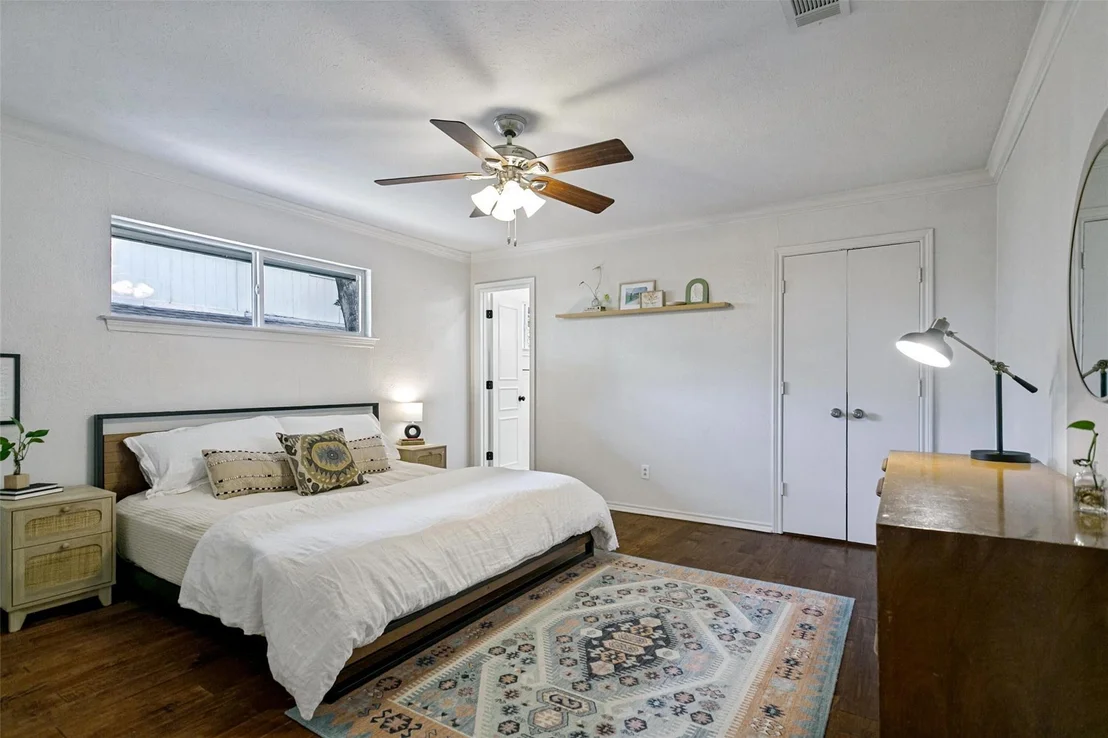 Photo of 2736 Grandview Drive