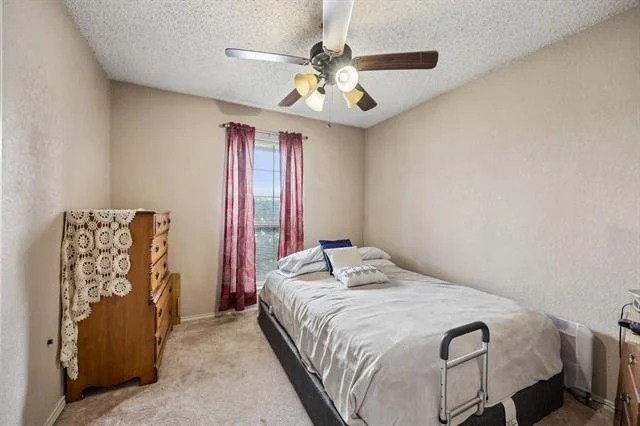 Photo of 301 Southlake Drive