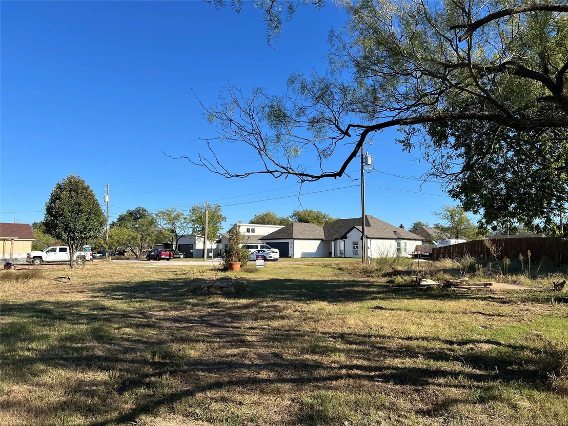 Photo of 5601 Belaire Circle