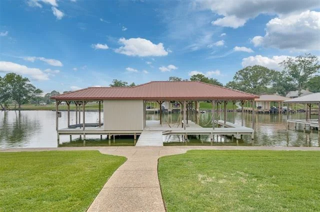 Photo of 112 Marina Drive