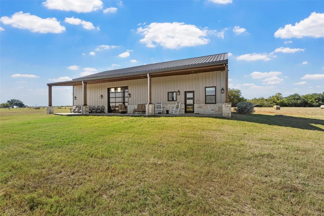 Photo of 684 County Road 473