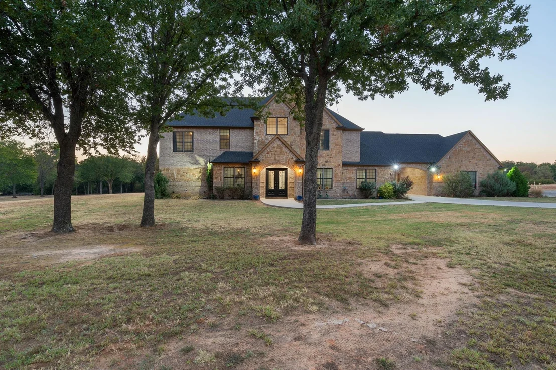 Photo of 830 County Road 4797