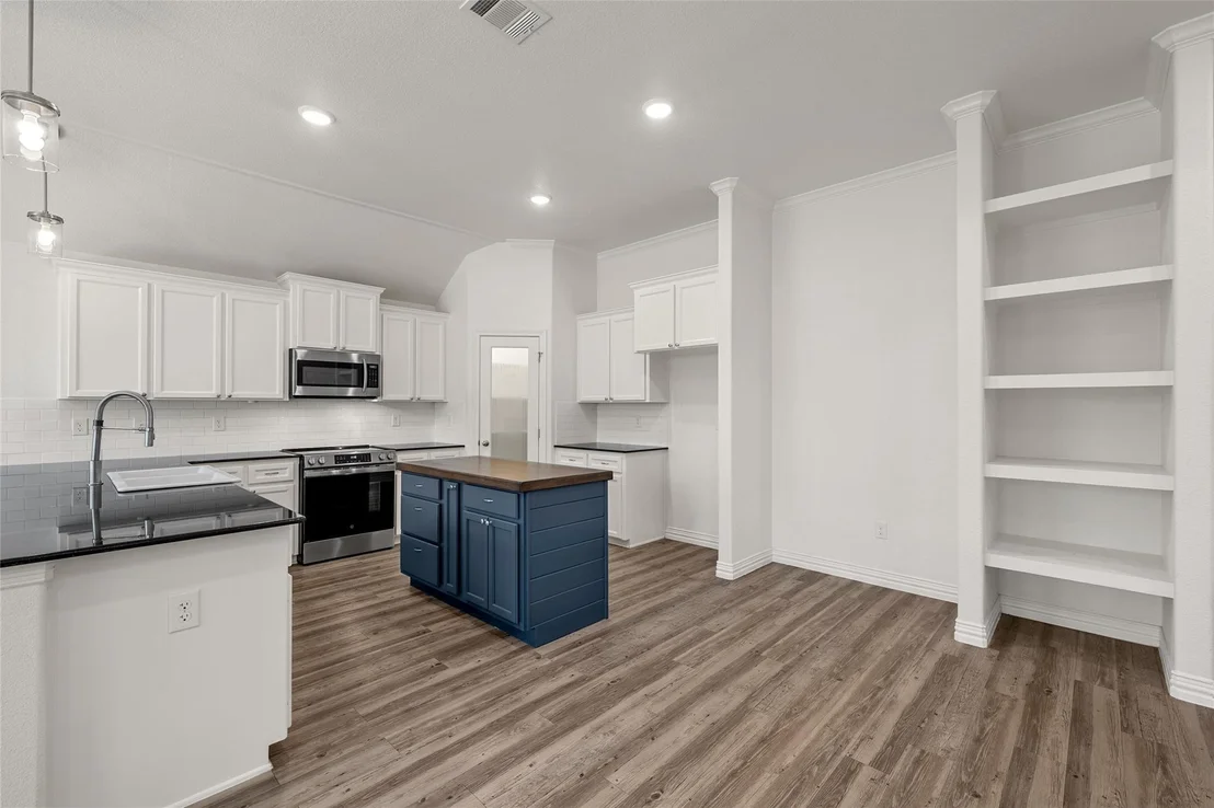 Photo of 2515 Paisley Drive