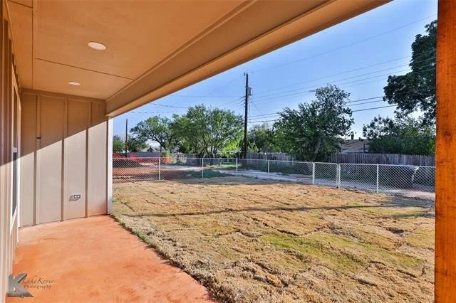 Photo of 2565 Bel Air