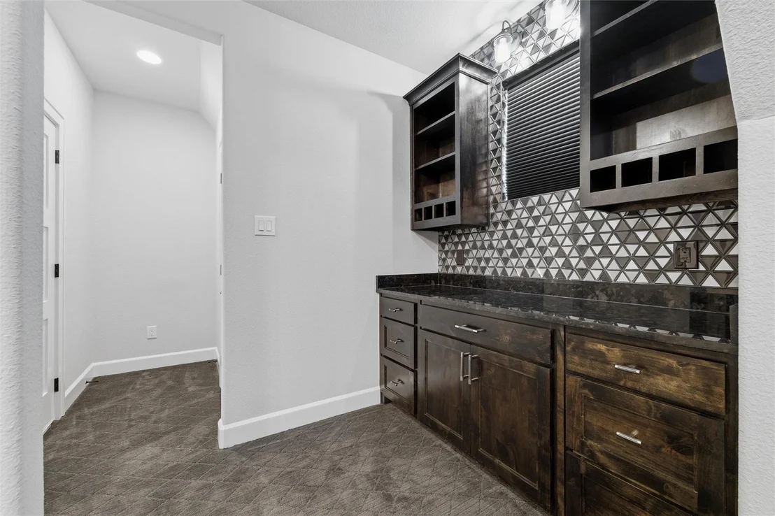 Photo of 1019 Country Way