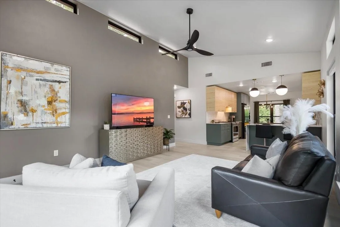 Photo of 215 Brookside Drive