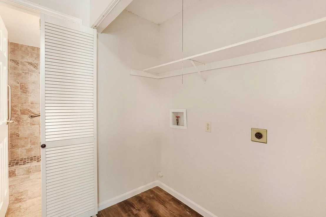 Photo of 314 Sandlewood Lane