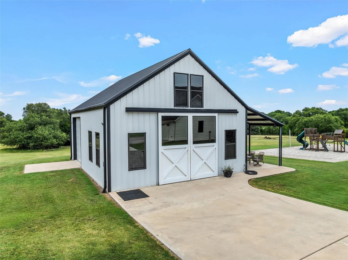 Photo of 252 Austin Hines Drive