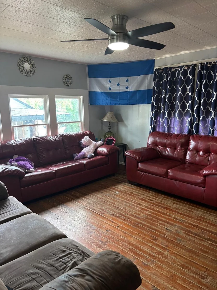 Photo of 1528 McFerrin