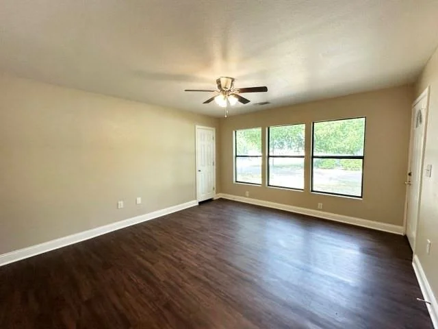 Photo of 301 N 21st Street