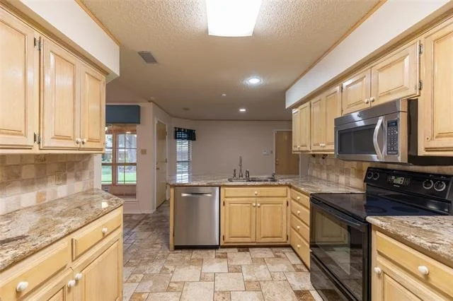 Photo of 6426 Inverrary Drive
