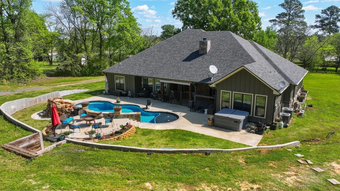Photo of 847 Calloway Road