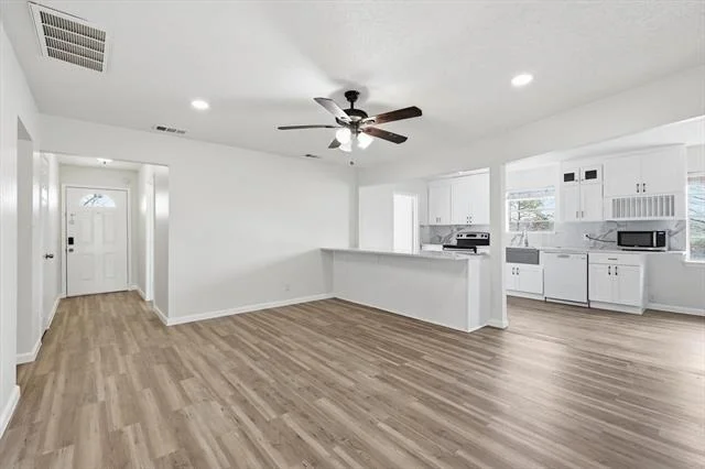 Photo of 3913 Hickox Road