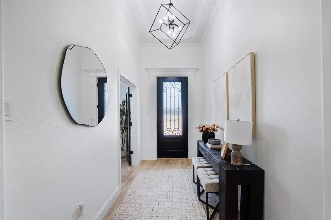 Photo of 1135 Paradise Parkway