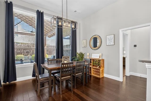 Photo of 1010 Longhill Way